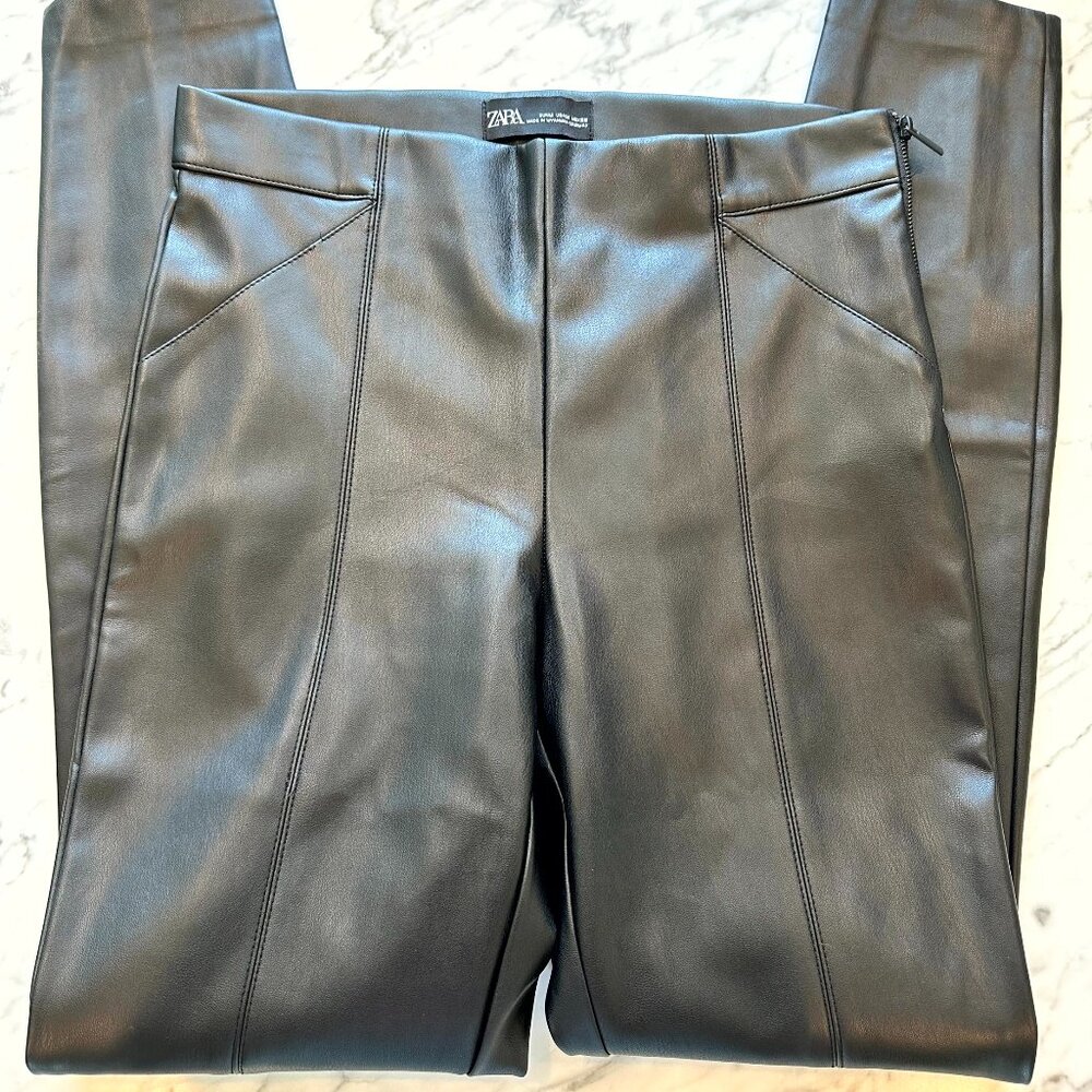 NWOT - Zara Faux Leather Pants Zip Side and Ankle - Size Medium